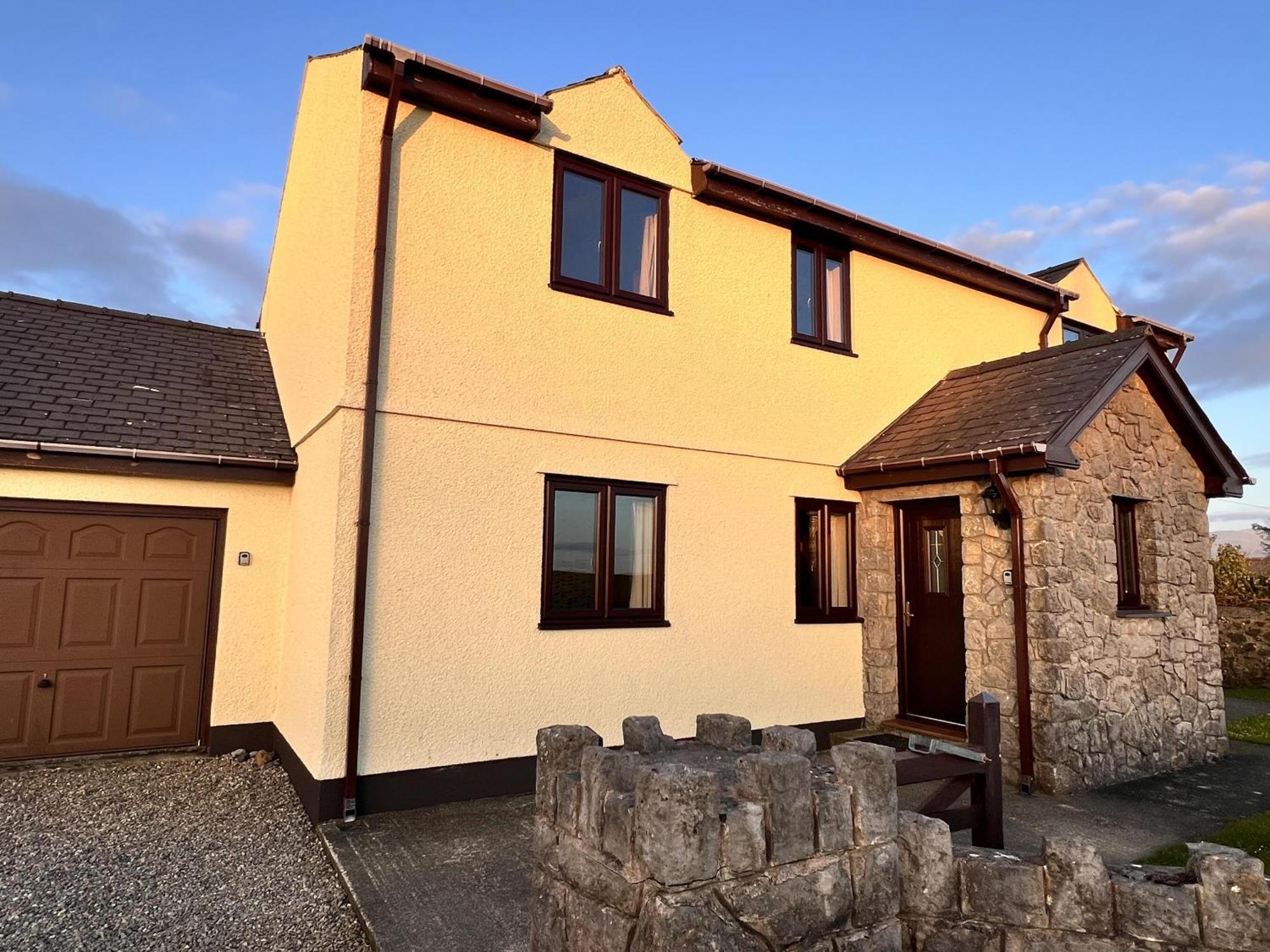 4 Bedroom Detached Farmhouse Mountain Views 보마리스 외부 사진